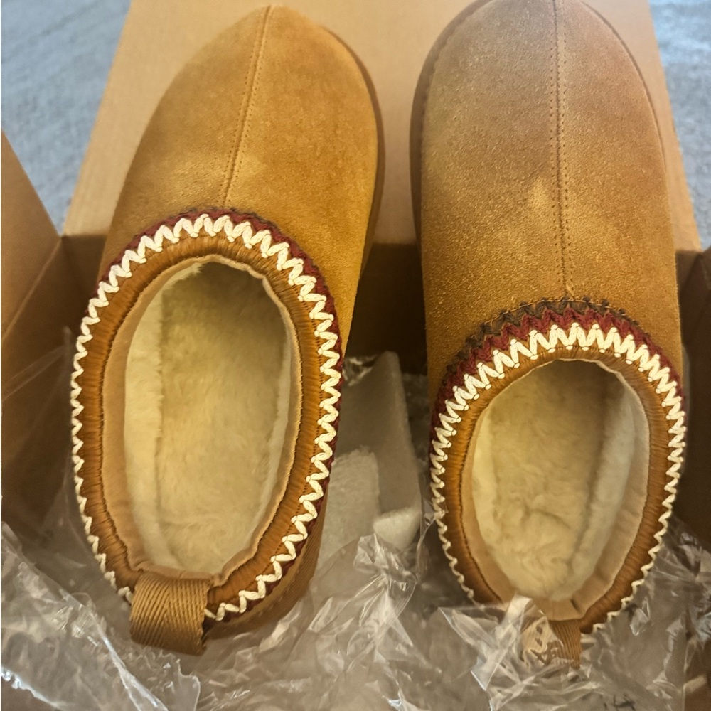 Cozy Brown slipper shoes